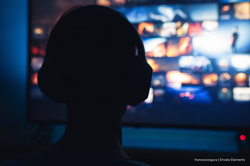 despertarse en la madrugada, exposición al uso de pantallas, Más Bienestar